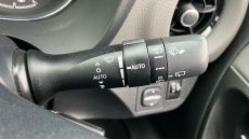 Toyota Yaris 1.5 VVT-i Icon Tech 5dr Petrol Hatchback